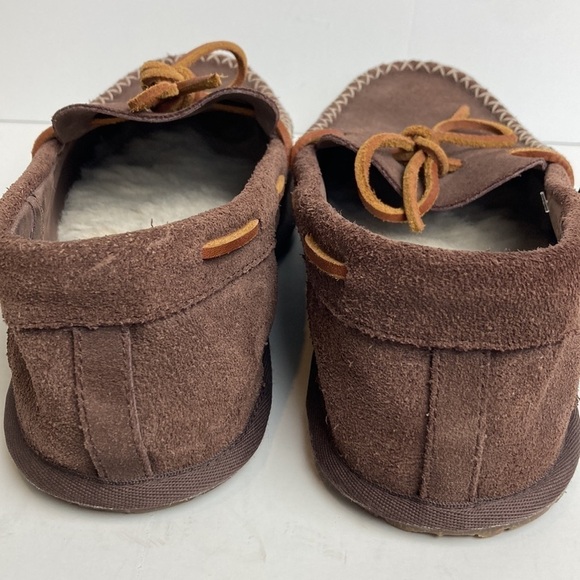 Manitobah Mukluks Sherling Lined Cabin Loafers Slippers Brown 9 Cottage Cabin main image 8